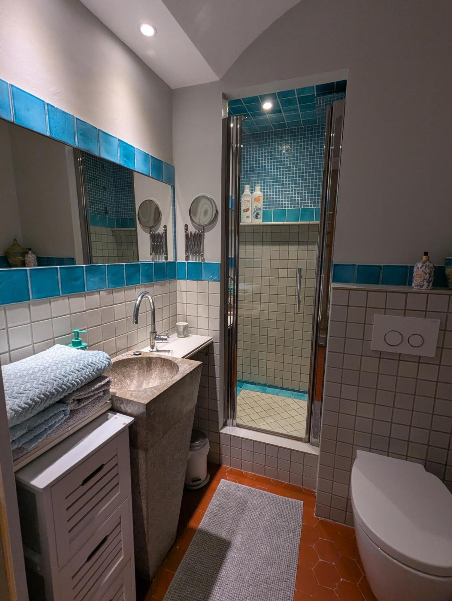 Les Chapeliers Bed & Breakfast Claviers ภายนอก รูปภาพ