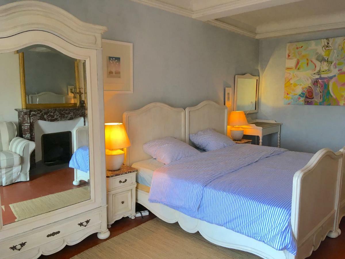 Les Chapeliers Bed & Breakfast Claviers ภายนอก รูปภาพ